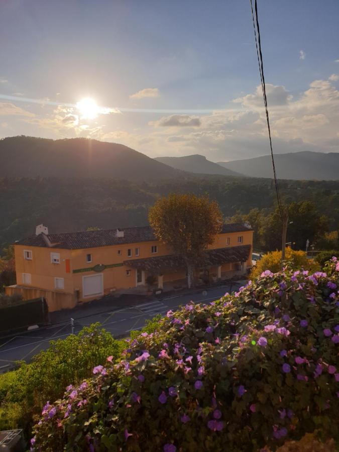 Hotel Au Relais Provencal à Bagnols-en-Forêt Extérieur photo